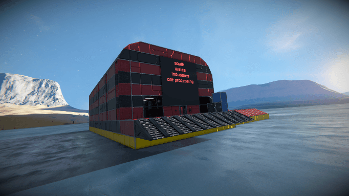 s_w_i refinery and garage — Space Engineers Workshop preview